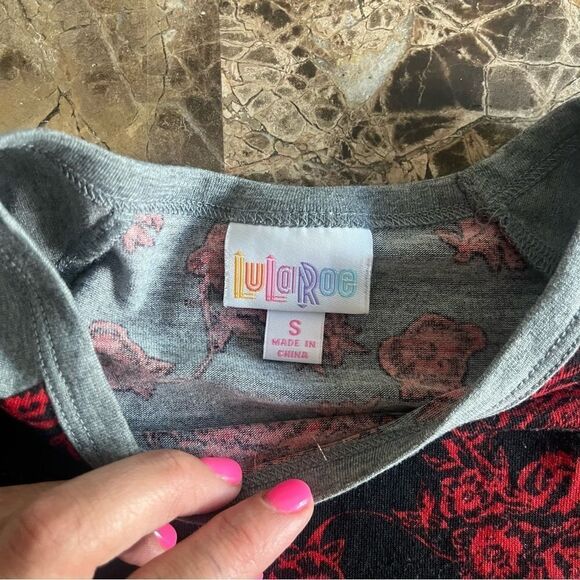 LulaRoe Womens Small 3/4 Sleeve Raglan Baseball Floral Tee - Picture 3 of 7